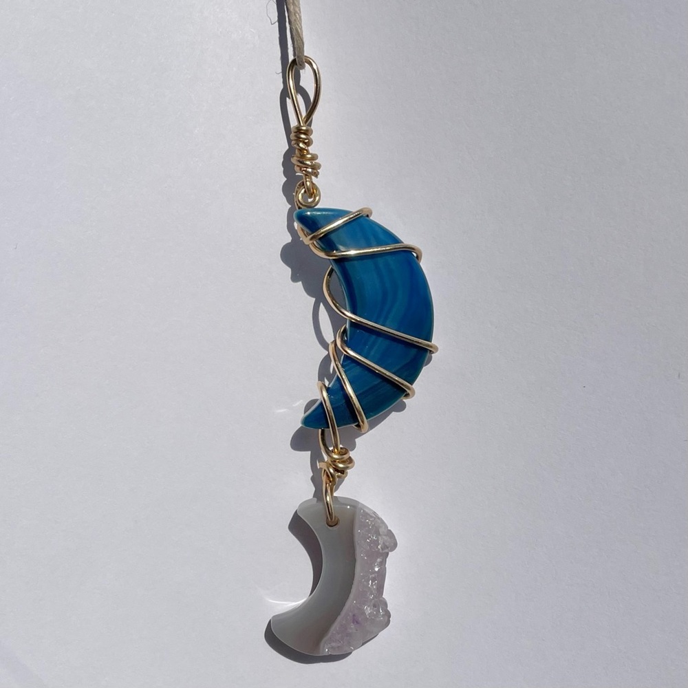 ✨ Healing Moon Charm 🌙 chakras celestial crystals - Picture 6 of 10